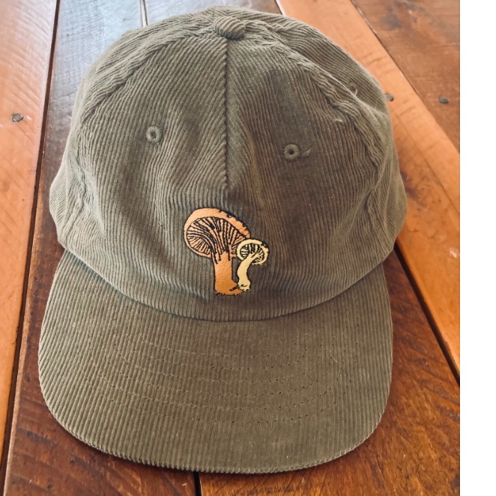 Men’s Mollusk corduroy hat 6 panel baseball cap mushroom embroidered green Rare